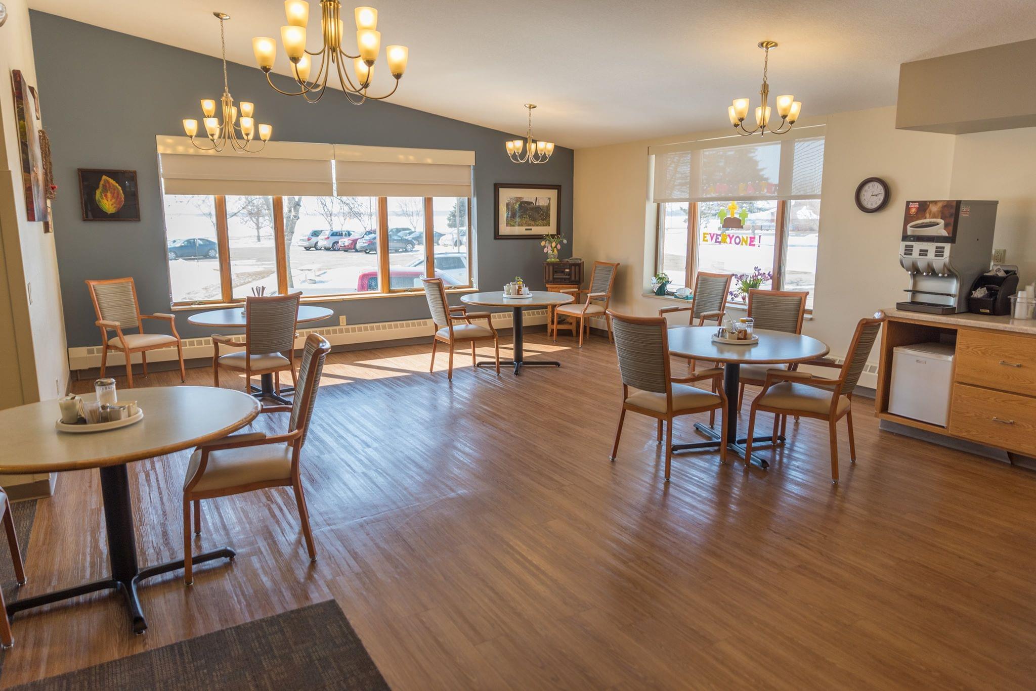 Glenwood Retirement Village Senior Living Community Assisted Living